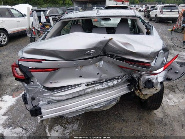 2025 TOYOTA CAMRY LE 6