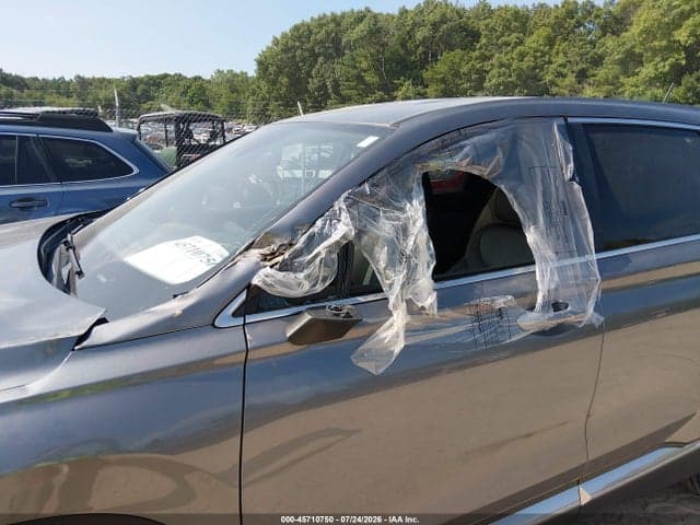 2020 HYUNDAI SANTA FE SE 6