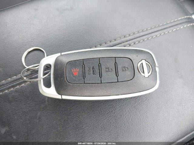 2024 NISSAN SENTRA SV XTRONIC CVT 11