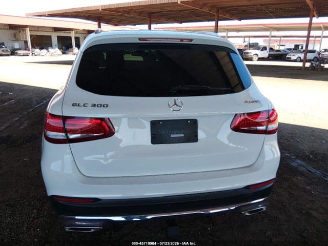 2018 MERCEDES-BENZ GLC 300 4MATIC 21