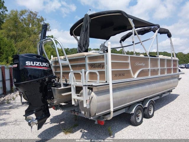 2020 BENTLEY PONTOON 4