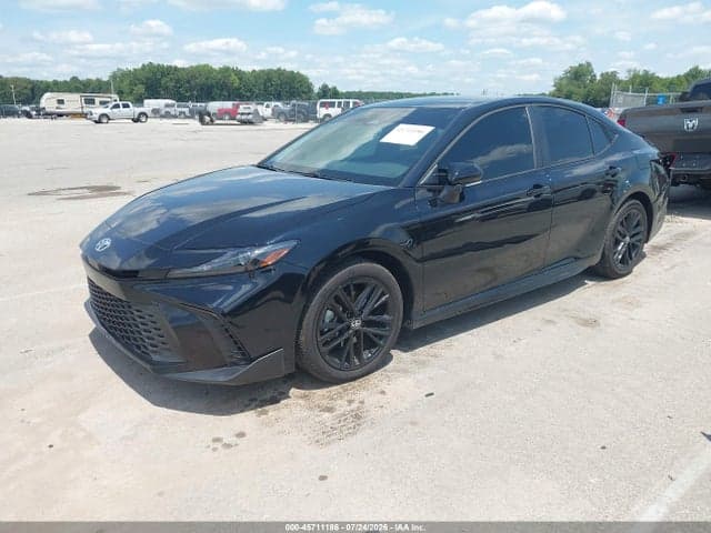 2026 TOYOTA CAMRY SE 2