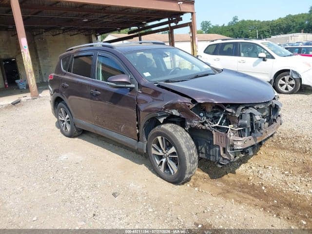 2017 TOYOTA RAV4 XLE 1