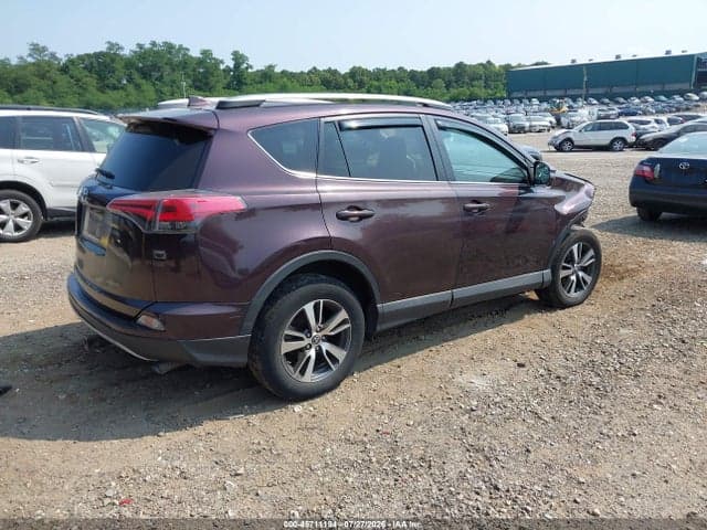 2017 TOYOTA RAV4 XLE 4