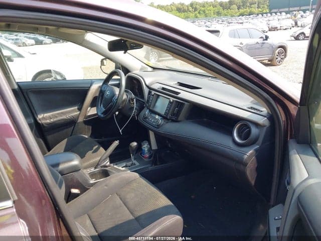 2017 TOYOTA RAV4 XLE 5