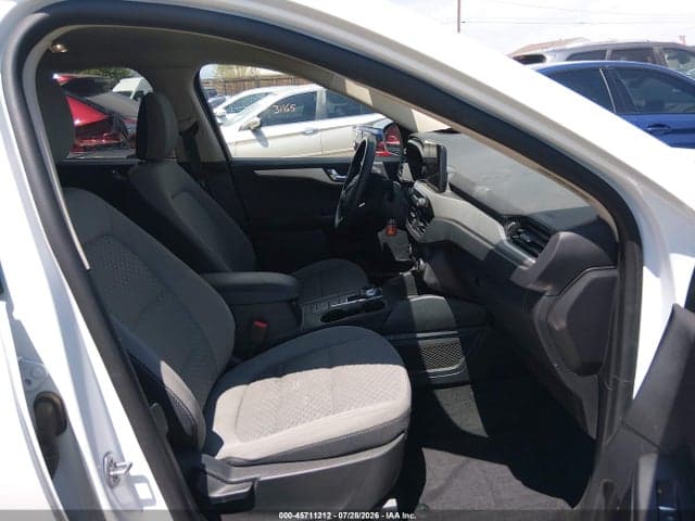 2020 FORD ESCAPE SE 5
