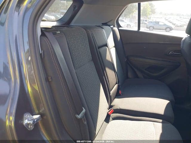 2019 CHEVROLET TRAX LS 8