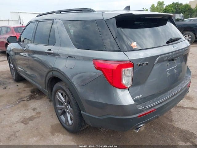 2022 FORD EXPLORER XLT 3