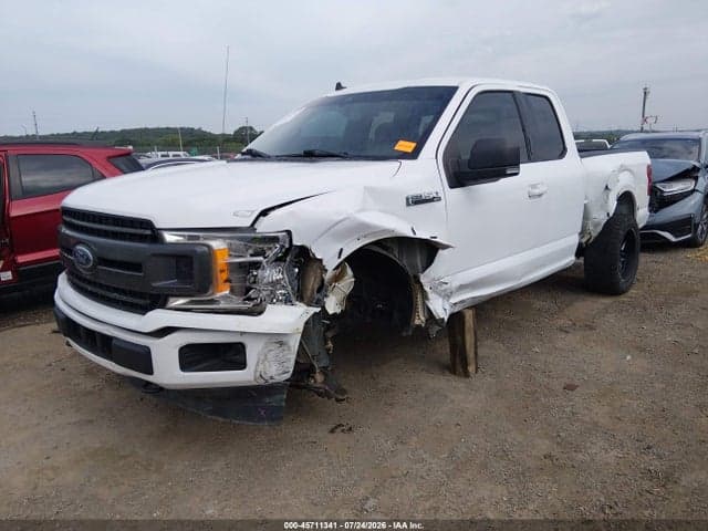 2019 FORD F-150 XLT 2
