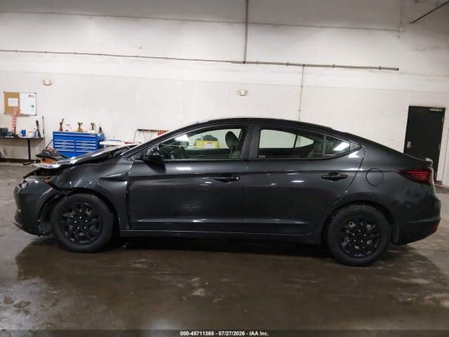 2020 HYUNDAI ELANTRA SE 14