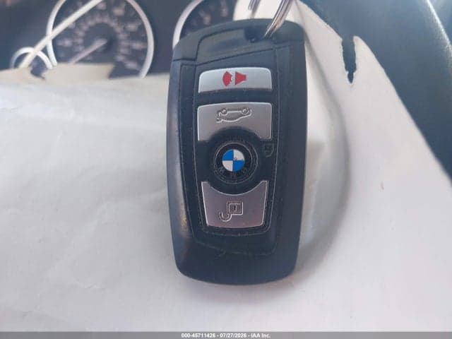 2017 BMW 320I 11