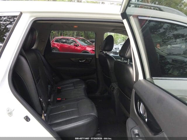 2017 NISSAN ROGUE SL 8