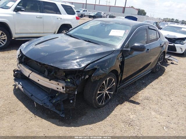 2020 TOYOTA CAMRY SE 2