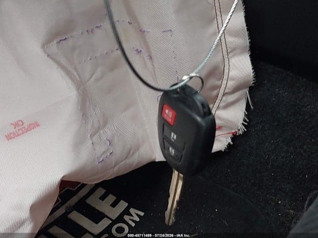 2018 TOYOTA RAV4 LE 11