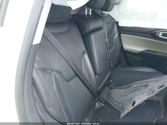 2022 JEEP COMPASS LIMITED 4X4 8