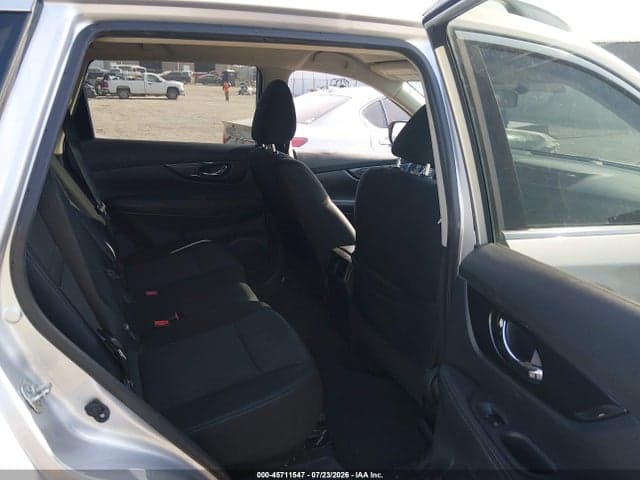 2018 NISSAN ROGUE SV 8