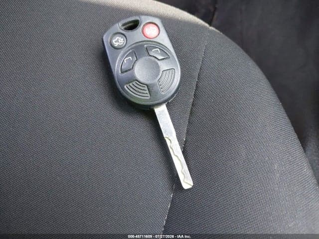 2017 FORD FOCUS SE 11