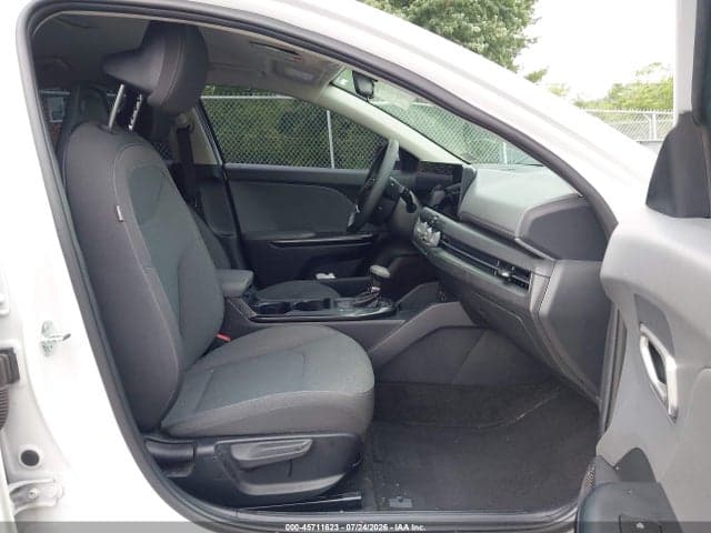 2025 KIA K4 LX 5
