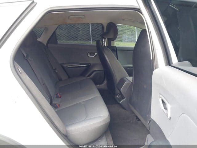 2025 KIA K4 LX 8
