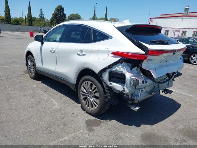 2023 TOYOTA VENZA XLE 3