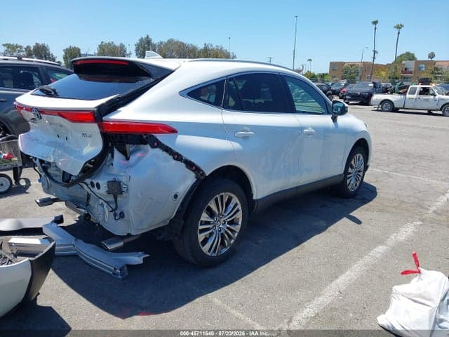 2023 TOYOTA VENZA XLE 4
