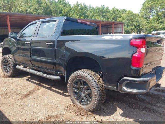 2023 CHEVROLET SILVERADO 1500 4WD SHORT BED CUSTOM 3