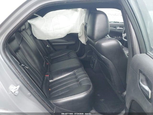 2019 CHRYSLER 300 300S 4