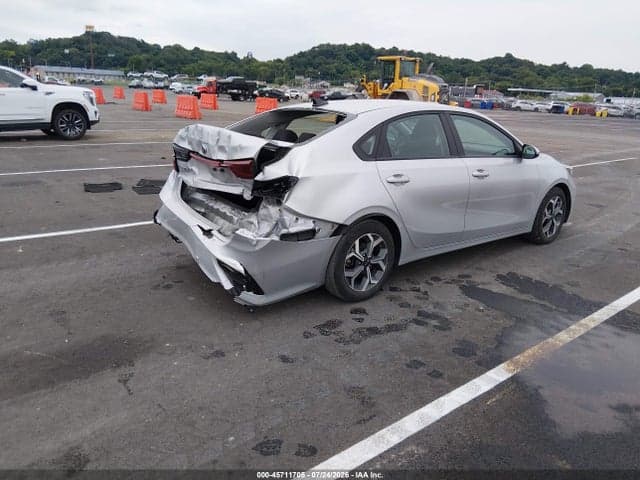 2021 KIA FORTE LXS 4