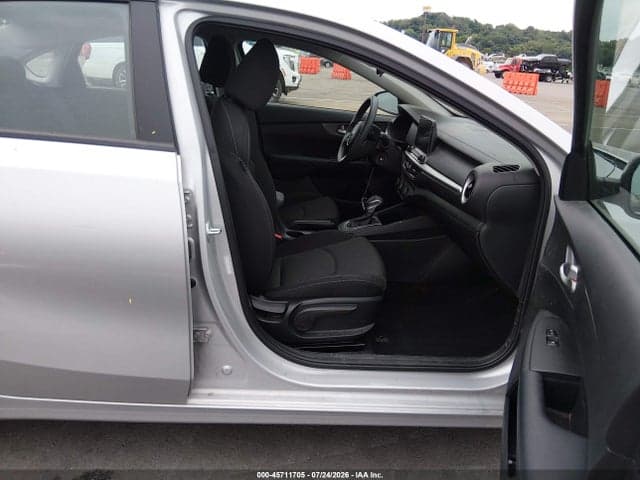 2021 KIA FORTE LXS 5