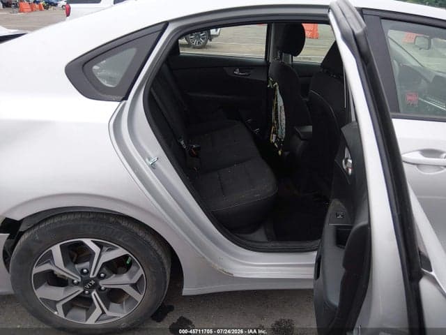 2021 KIA FORTE LXS 8