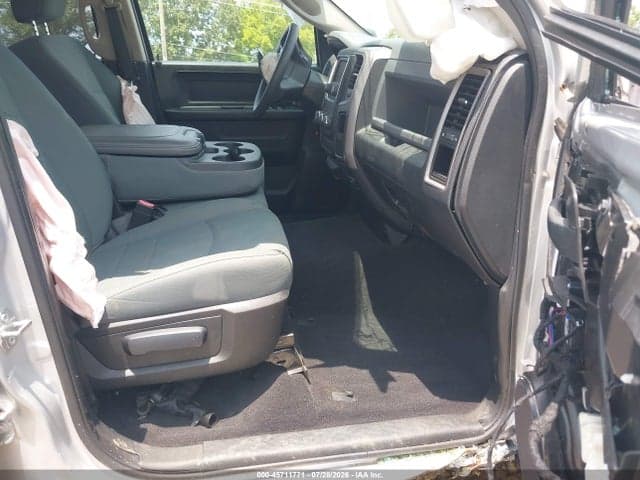 2018 RAM 1500 TRADESMAN 4X2 6'4 BOX 5