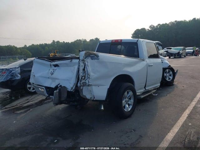 2019 RAM 1500 CLASSIC SLT 4X2 6'4 BOX 4