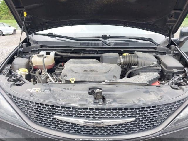 2023 CHRYSLER VOYAGER LX 10