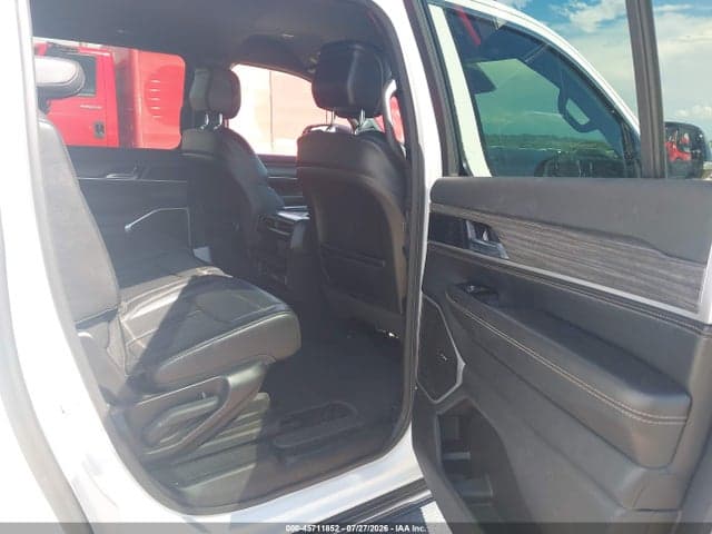 2023 JEEP WAGONEER L SERIES II 4X4 8