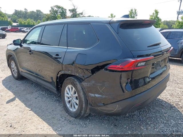 2025 TOYOTA GRAND HIGHLANDER XLE 3