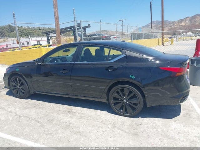 2022 NISSAN ALTIMA SR FWD 14