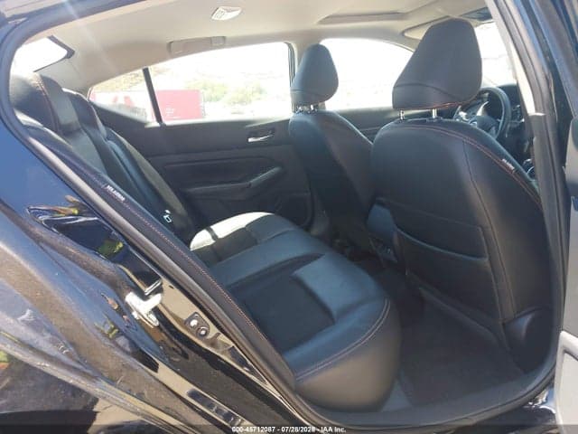 2022 NISSAN ALTIMA SR FWD 8