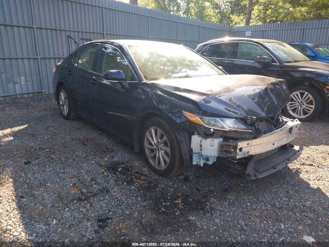 2021 TOYOTA CAMRY LE AWD - 1