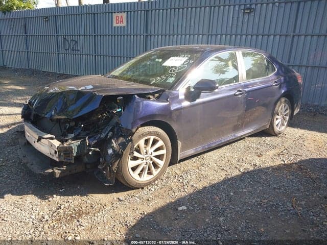 2021 TOYOTA CAMRY LE AWD 2