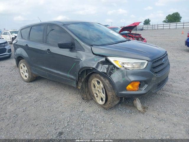 2017 FORD ESCAPE S 1