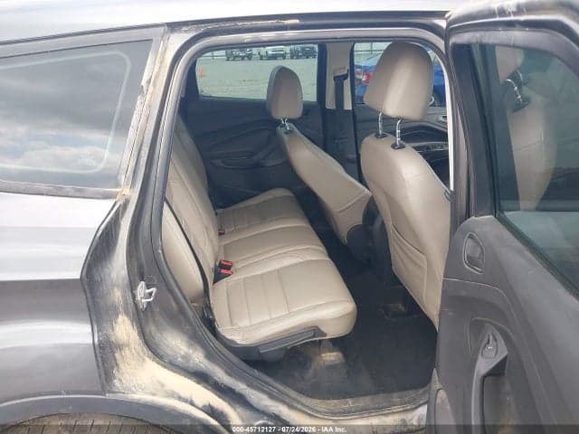 2017 FORD ESCAPE S 8