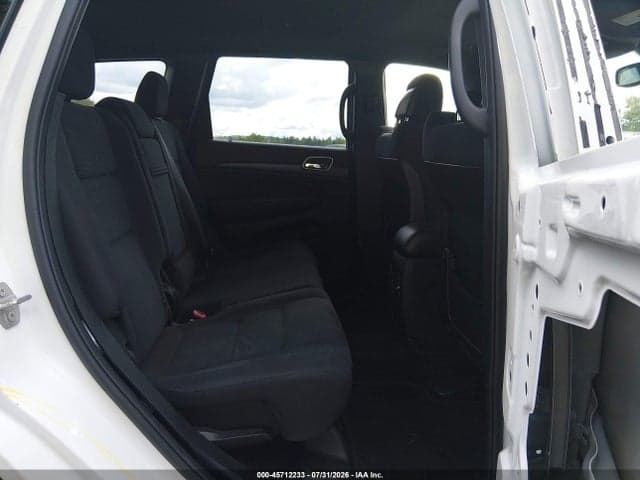 2017 JEEP GRAND CHEROKEE LAREDO 8