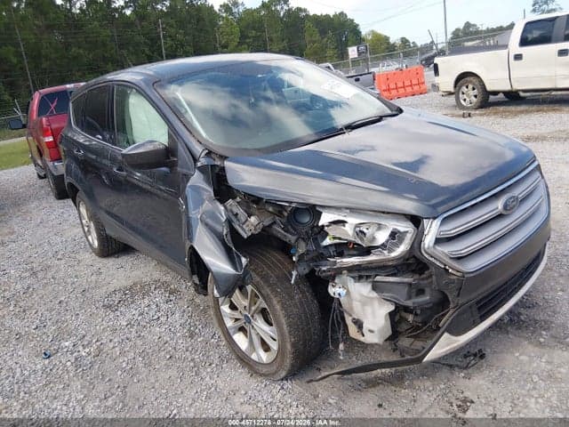 2019 FORD ESCAPE SE 1