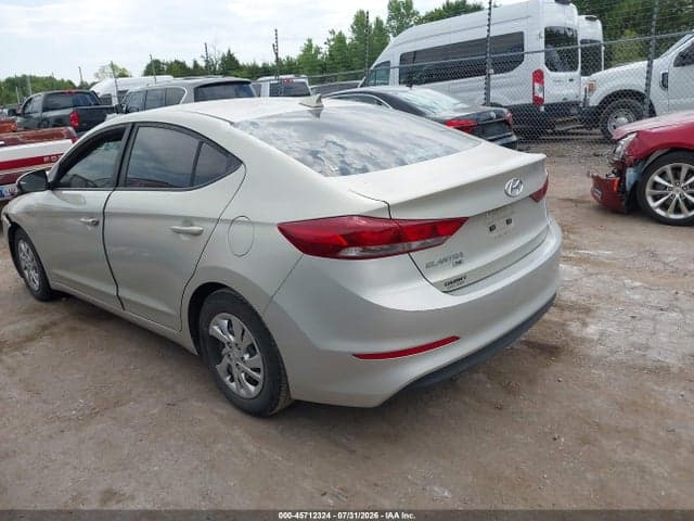 2017 HYUNDAI ELANTRA SE 3