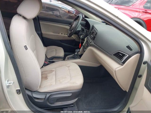 2017 HYUNDAI ELANTRA SE 5