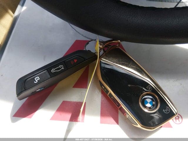2026 BMW X5 PHEV XDRIVE50E 11