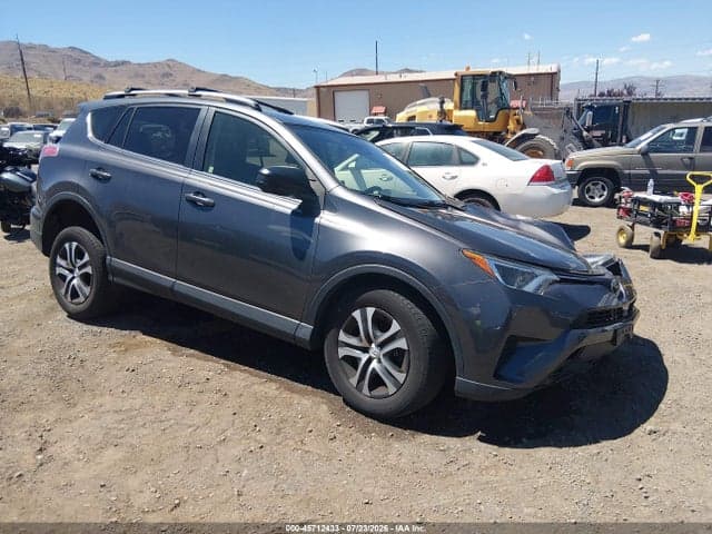 2017 TOYOTA RAV4 LE 1