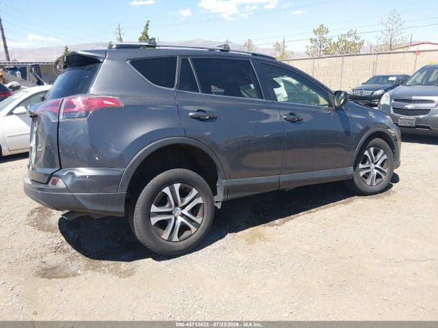 2017 TOYOTA RAV4 LE 4