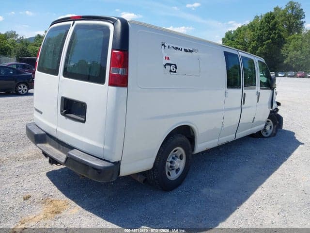 2018 CHEVROLET EXPRESS 2500 WORK VAN 4