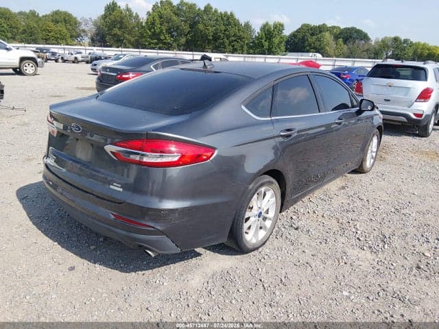 2020 FORD FUSION SE 4